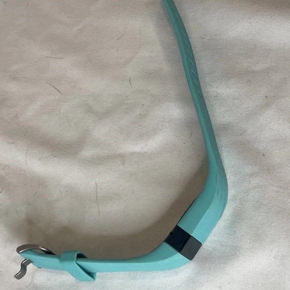 Fitbit Charge HR Wireless Activity Tracker - teal - Picture 3 of 4